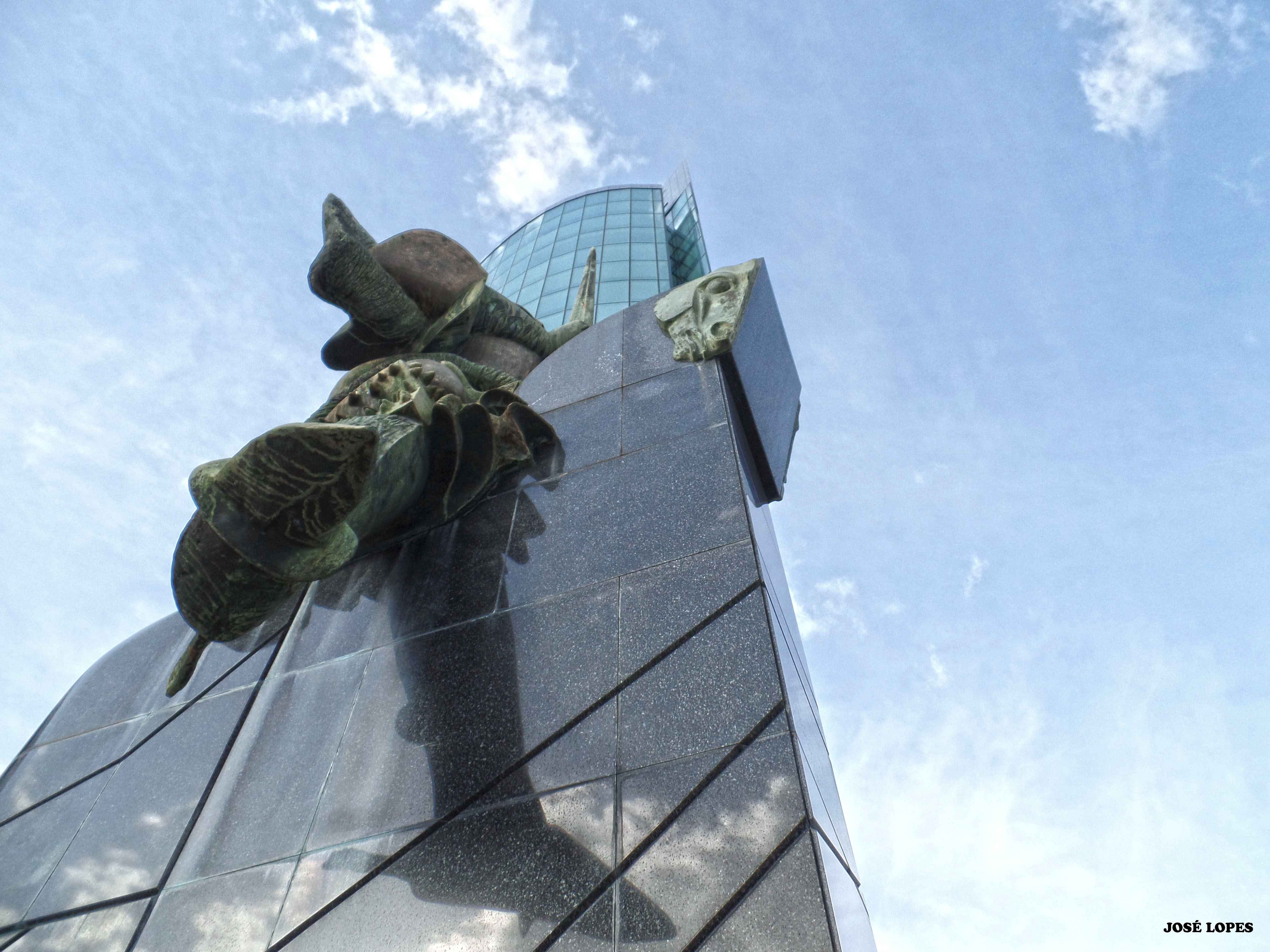 Estátua Lidador